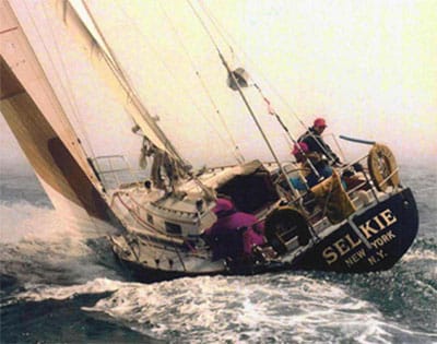 McCurdy & Rhodes sailboat Selkie under sail