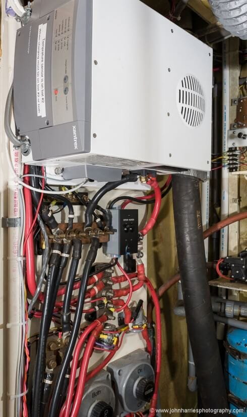 Xantrex inverter JHH5_6976