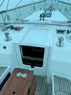 Xc38 Companionway 1R.jpg