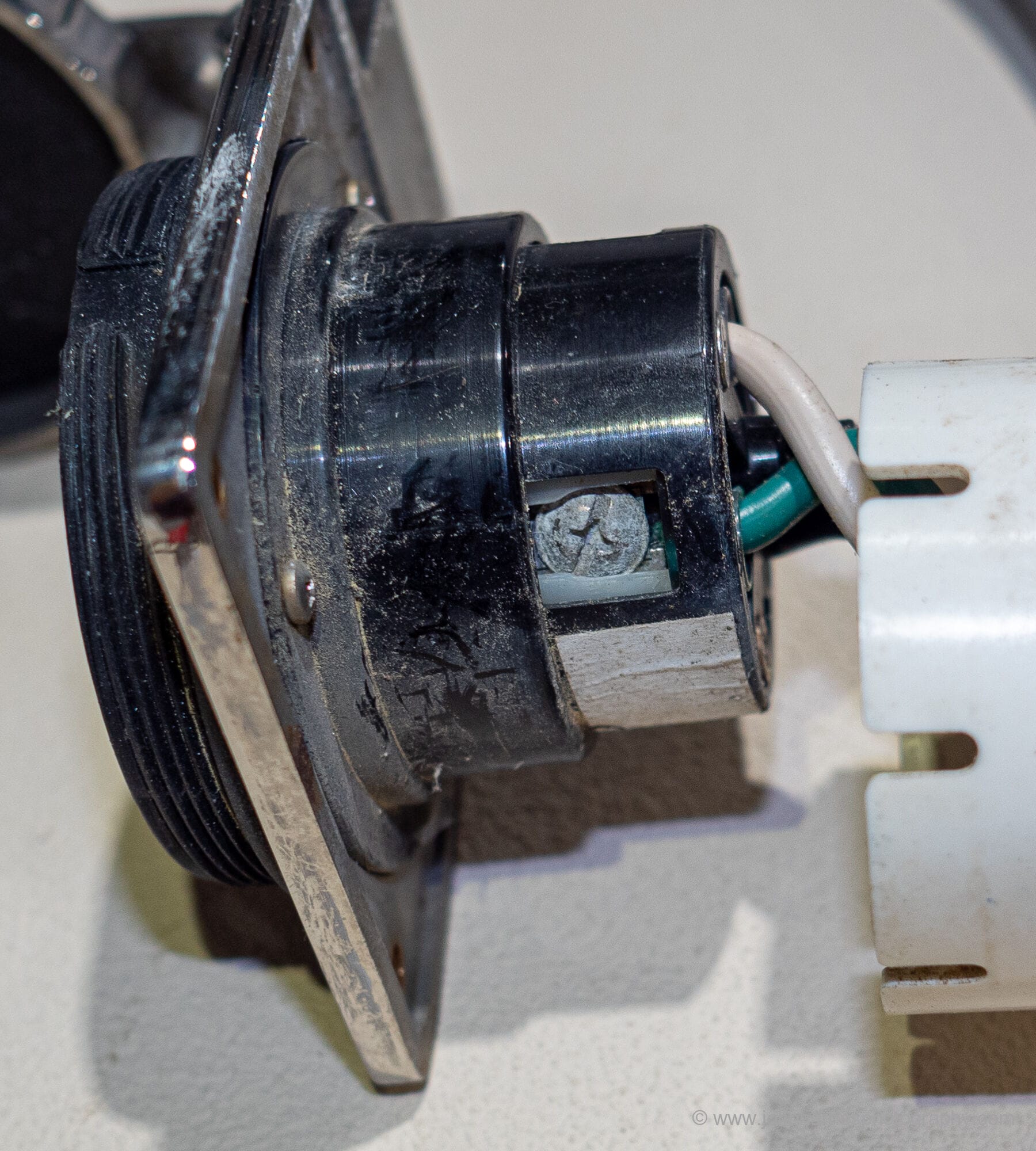 Check Your Boat Shore Power System