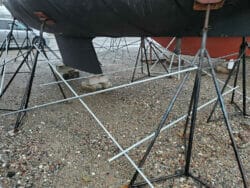 Mistral jackstand bracing.jpg