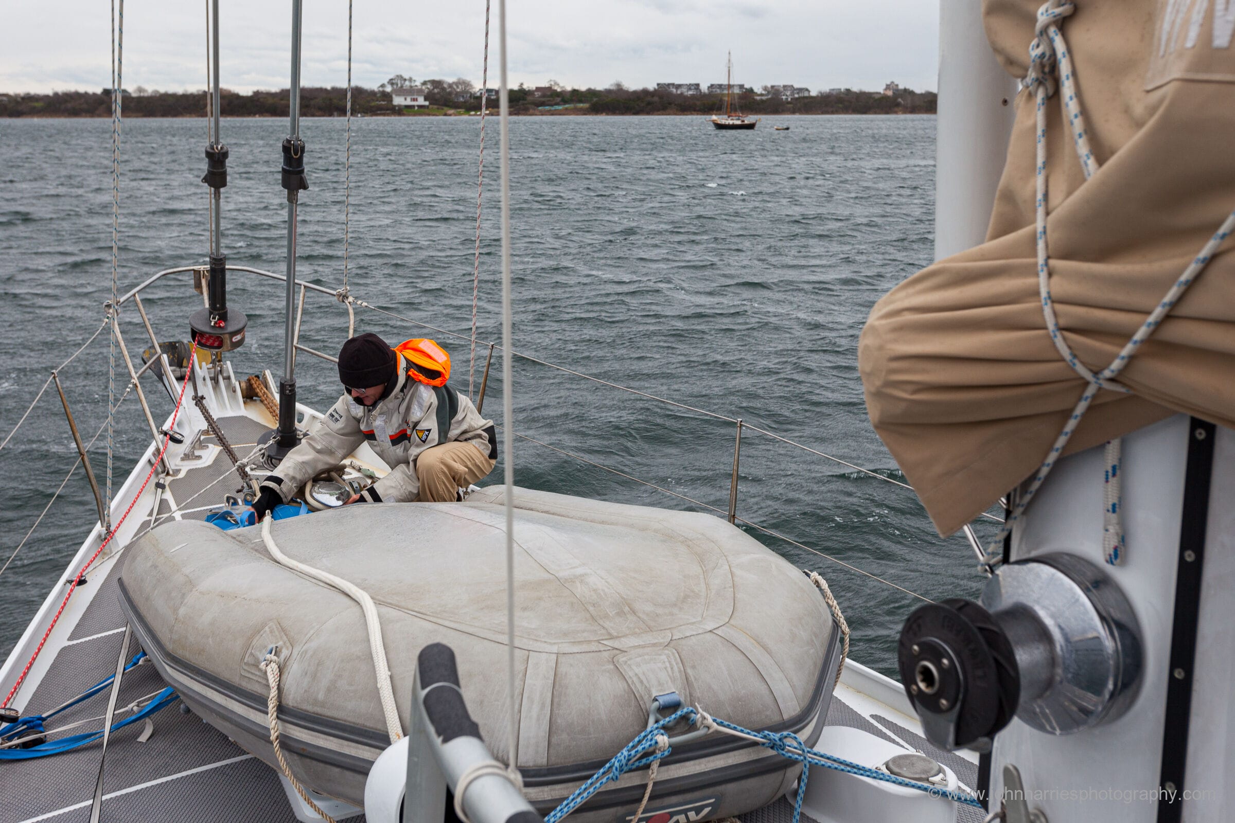 Surviving Storms While Coastal Cruising—21 Preparation Tips